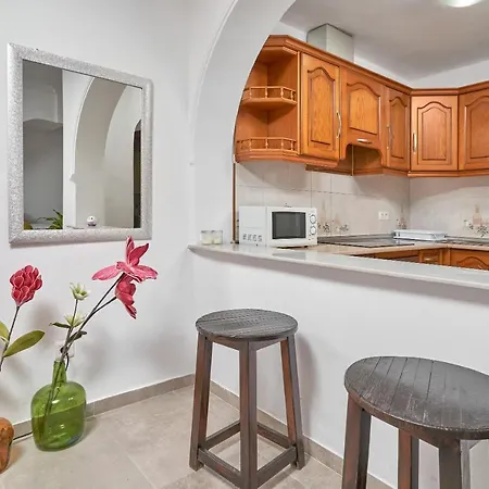 Luminosa Casa En 4* Nerja