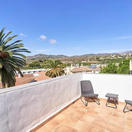 Luminosa Casa En Otel Nerja